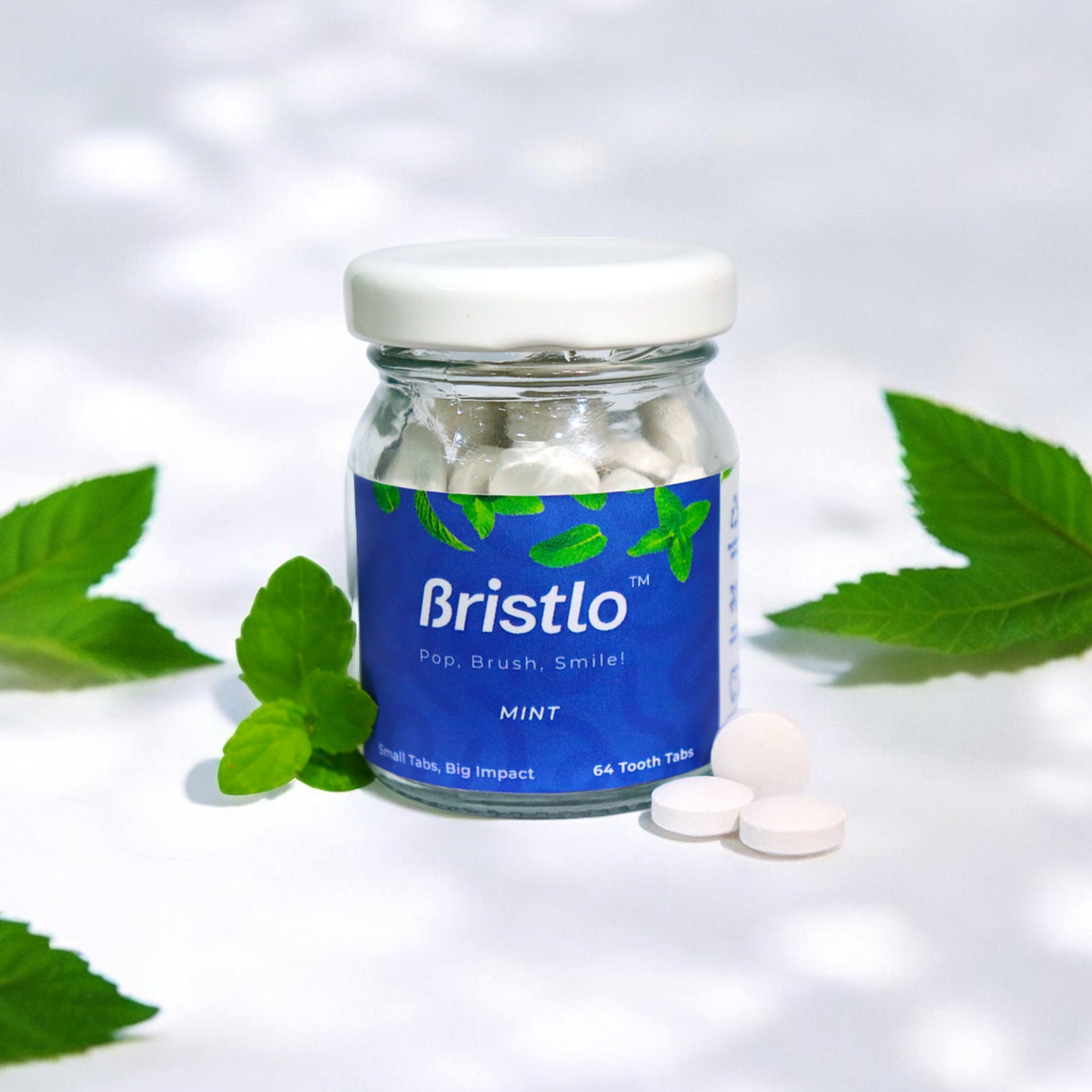 bristlo-toothpaste-tablets-fresh-mint